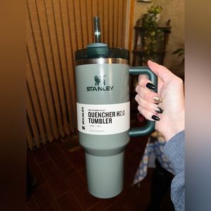 NWT Hammertone Stanley